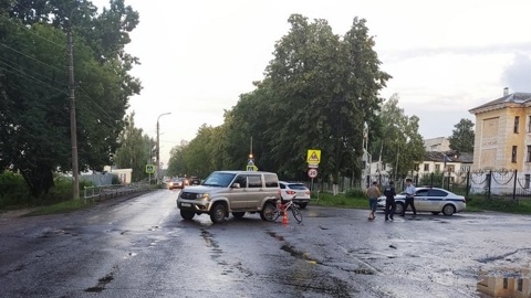 В Марий Эл велосипед врезался в "Патриот"