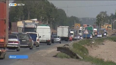 На трассе М-7 в городе Покрове ведутся работы