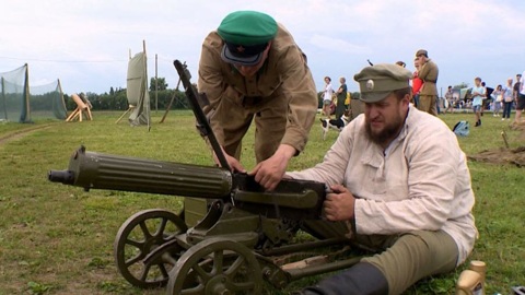 Масштабный фестиваль исторической реконструкции прошел вблизи деревни Перхачево Приморского района