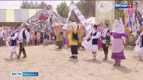 Во Владимире прошел яркий татаро-башкирский праздник Сабантуй