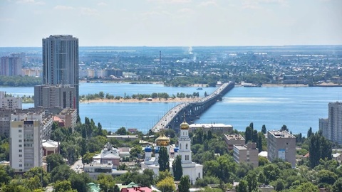 В топ-10 самых популярных городов для отдыха на Волге вошел Саратов