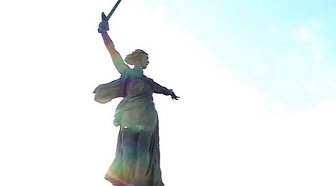 Величественный Мамаев курган