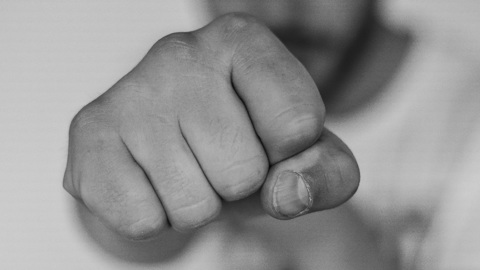 В Муроме полиция проверяет факт избиения школьника мужчиной
