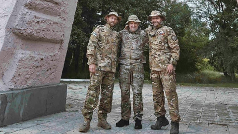 Сергей Шнуров и Евгений Пригожин посетили ЛНР