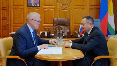 Соколов обсудил с Файзуллиным реконструкцию парка и проблемы обманутых дольщиков