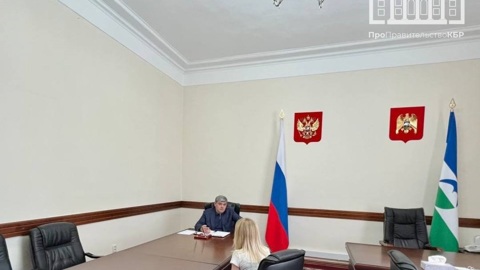 Глава КБР провел еженедельный прием граждан