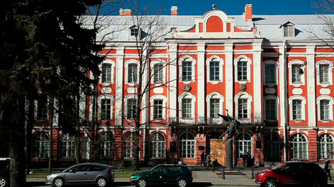 Здание Двенадцати коллегий