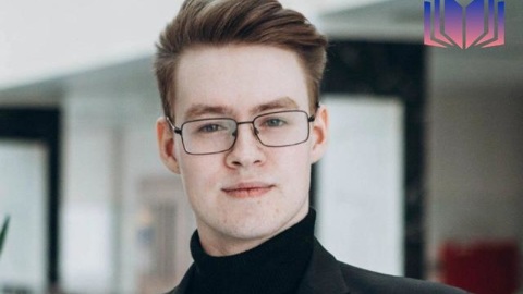 Студент из Бурятии получил стипендию президента России