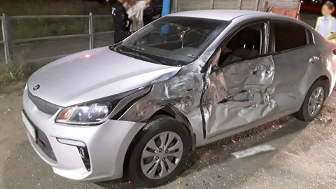 Пьяный водитель "УАЗа" протаранил автомобиль "Киа Рио" в Удмуртии