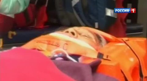 В тайском авиалайнере из-за тряски пассажиры пробивали обшивку головой