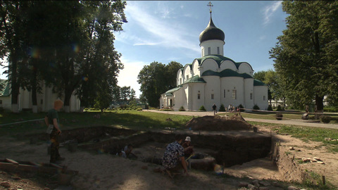 Археологи отмечают профессиональный праздник