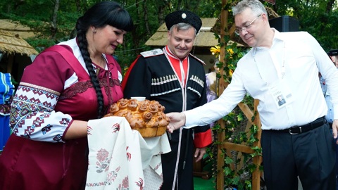 На "Машуке" снова шумер, там началась первая смена всероссийского молодежного форума