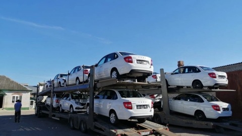 В Псковскую область поступила первая партия новых автомобилей медслужбы