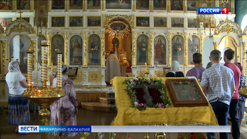 Православные отметили Медовый спас