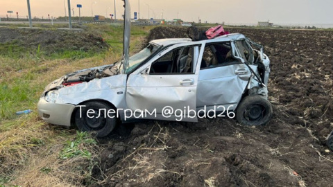 На Ставрополье столкнулись автобус и легковой автомобиль