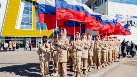 В Бурятии отмечают День российского флага