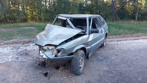 На трассе в Марий Эл Nissan во время маневра столкнулся с ВАЗ-2114