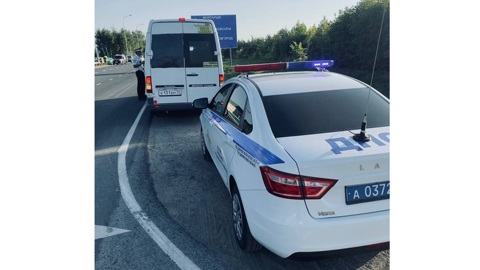 В Чувашии автоинспекторы задержали нелегальную "маршрутку" из Йошкар-Олы