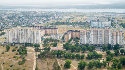 В Волгограде продолжается расселение жителей аварийных домов