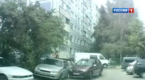 Московский дворик - лидер антирейтинга автостраховщиков