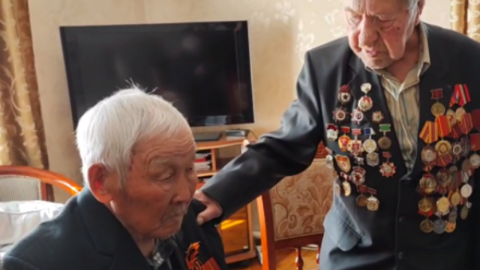 90-летние ветераны войны встретились в горном районе Бурятии