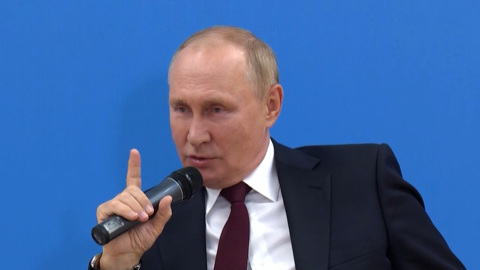 Что происходит в кабинетах власти, когда никто не видит?