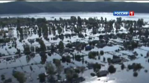 Наводнение превратило Амур в море