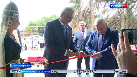 В Камлюково открыли обновленный ДК