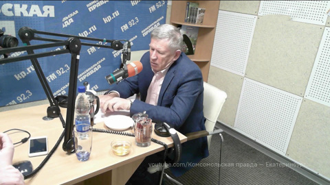 Умер глaвный редaктор "Комсомoльской правды" Владимир Сунгoркин