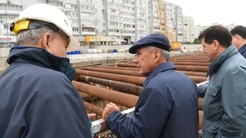 Рустам Минниханов дал старт линии метро