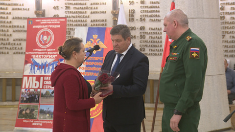 Ордена Мужества: волгоградским семьям погибших бойцов передали госнаграды