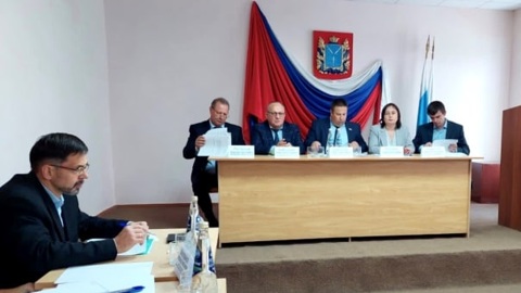 Вопросы повышения зарплаты на предприятиях Аркадакского района обсудили на заседании комиссии