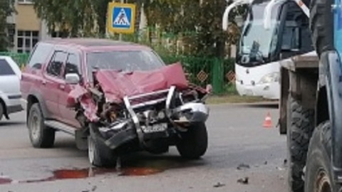 В Ярославской области в ДТП с грузовиком пострадал водитель легковушки