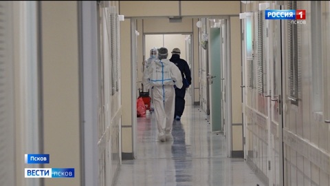 В Псковской области за сутки выявлено 305 заболевших COVID-19