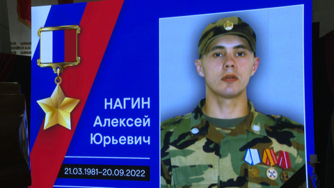 В Волгограде проводили в последний путь героя, погибшего на Донбассе