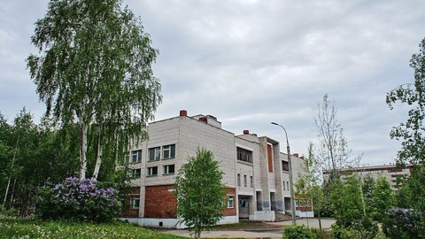 Глава Удмуртии прибыл к школе 88, где произошла стрельба