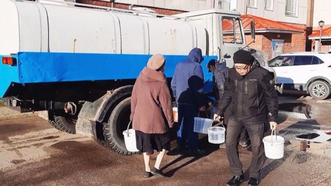 Жители Нарьян-Мара около недели провели без чистой питьевой воды