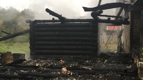 В Моркинском районе сгорела баня и поврежден дом