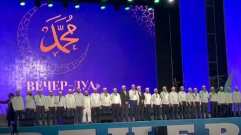 В центре Махачкалы прошел масштабный мавлид