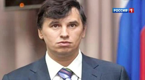 Подозреваемый в махинациях замглавы Росреестра сбежал за границу