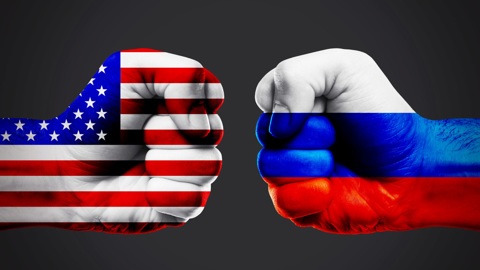 Епископос: референдумы стали Рубиконом в отношении России и Запада