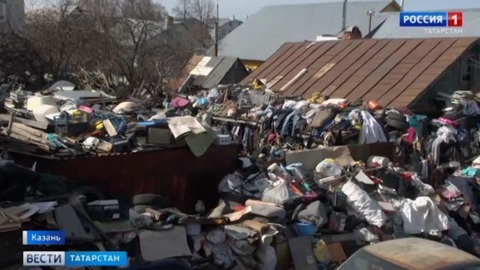 Жители казанского поселка Осиново жалуются на свалку у автобусной остановки