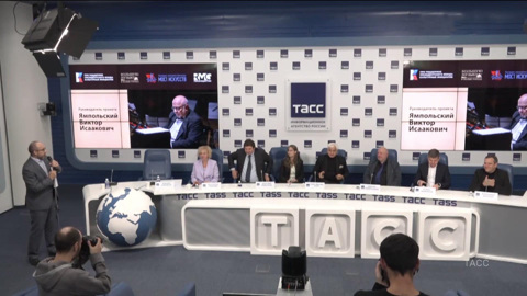 В Москве представили проект "Большую музыку – в малые города"