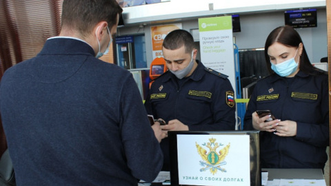 Ставропольца заставили оплатить 53 штрафа за нарушение ПДД, лишив его прав