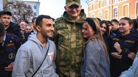 Добровольцем для участия в СВО отправился преподаватель СГТУ