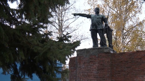 В Ижевске начали ремонт памятника Ивану Пастухову