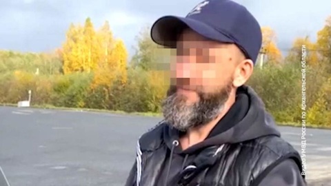 В Вельском районе задержали мужчину, который вез почти 3 кг наркотиков