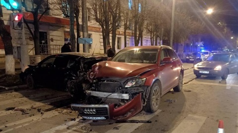 Годовалый малыш пострадал в массовом ДТП, которое устроил нетрезвый водитель в Йошкар-Оле