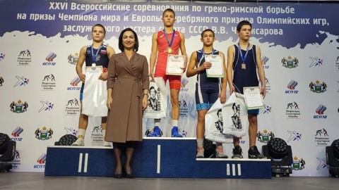 Золото на Всероссийских соревнованиях по греко-римской борьбе завоевал Иван Козлов из Марий Эл