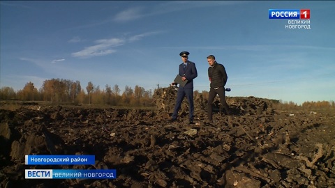 Прокуратура Новгородского района проводит проверку по факту образования несанкционированной свалки в деревне Слутка